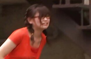 XXX Milf Shanda Fay videos de paraguayas follando se masturba con una polla dura con guantes de látex!