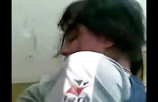 XXX Impresionante Morena-posando y jugando con un hombre mayor xxx videos py